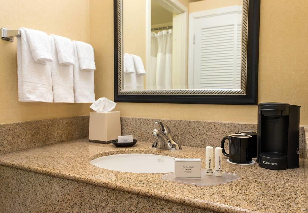 Courtyard By Marriott Phoenix Mesa Bagian luar foto