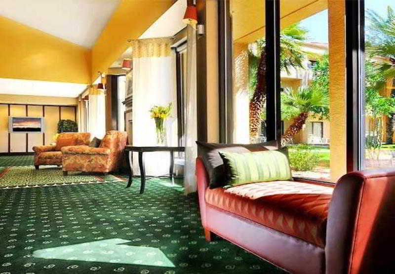 Courtyard By Marriott Phoenix Mesa Bagian luar foto