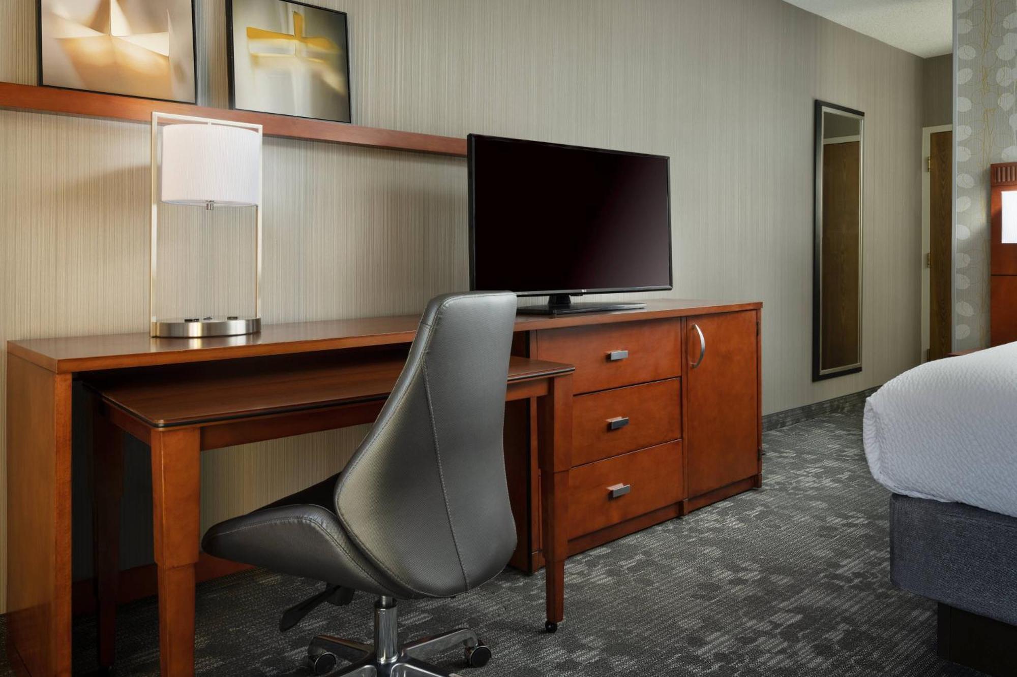 Courtyard By Marriott Phoenix Mesa Bagian luar foto